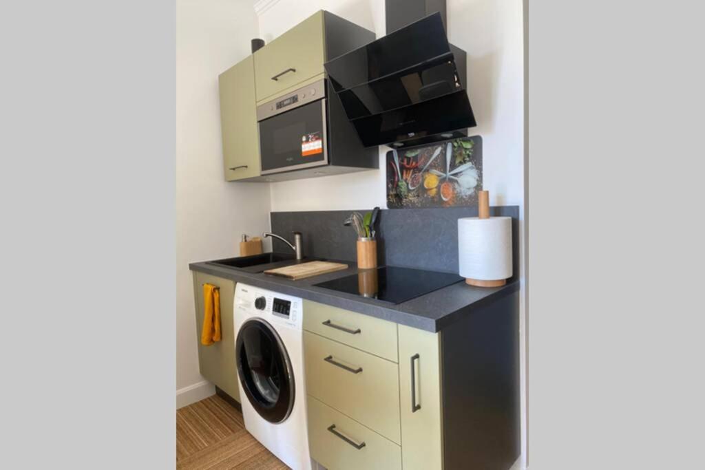 Studio Neuf Et Proche Des Plages De Juan Les Pins Екстериор снимка